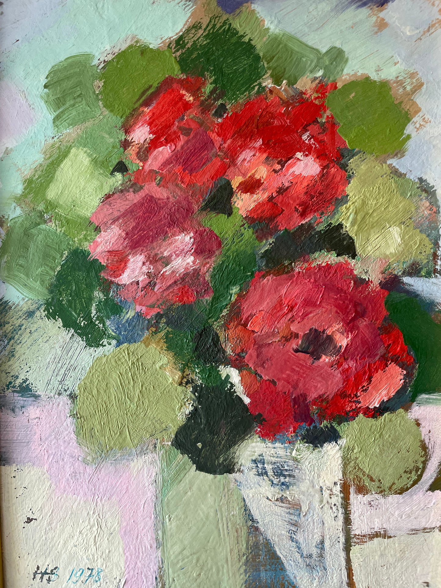 RED BLOOMS