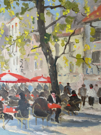PARISIAN SQUARE