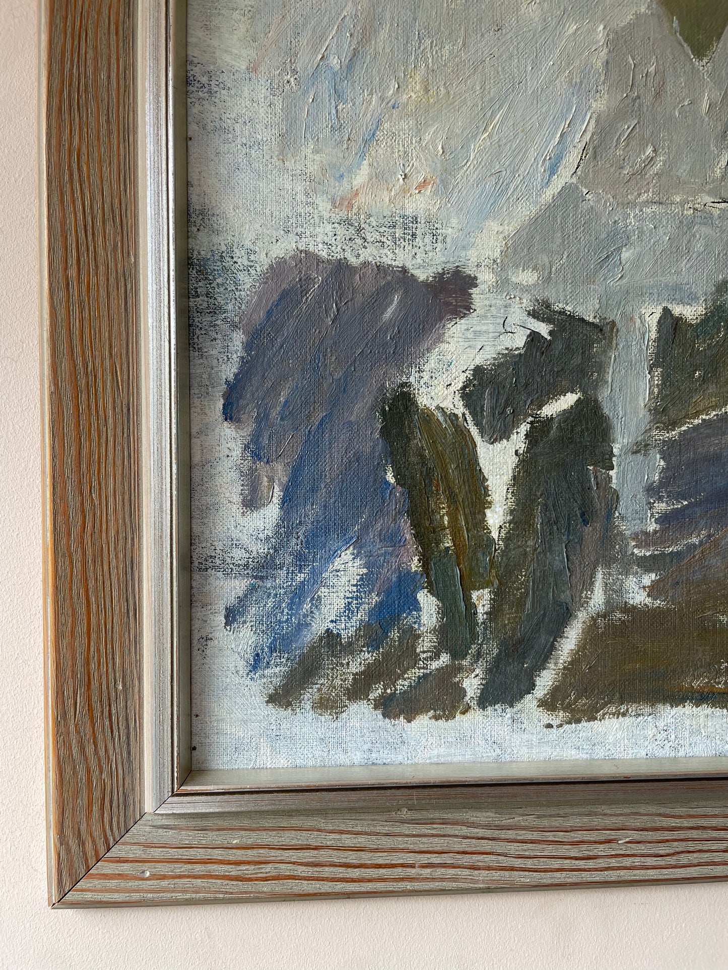 SEATED FIGURE