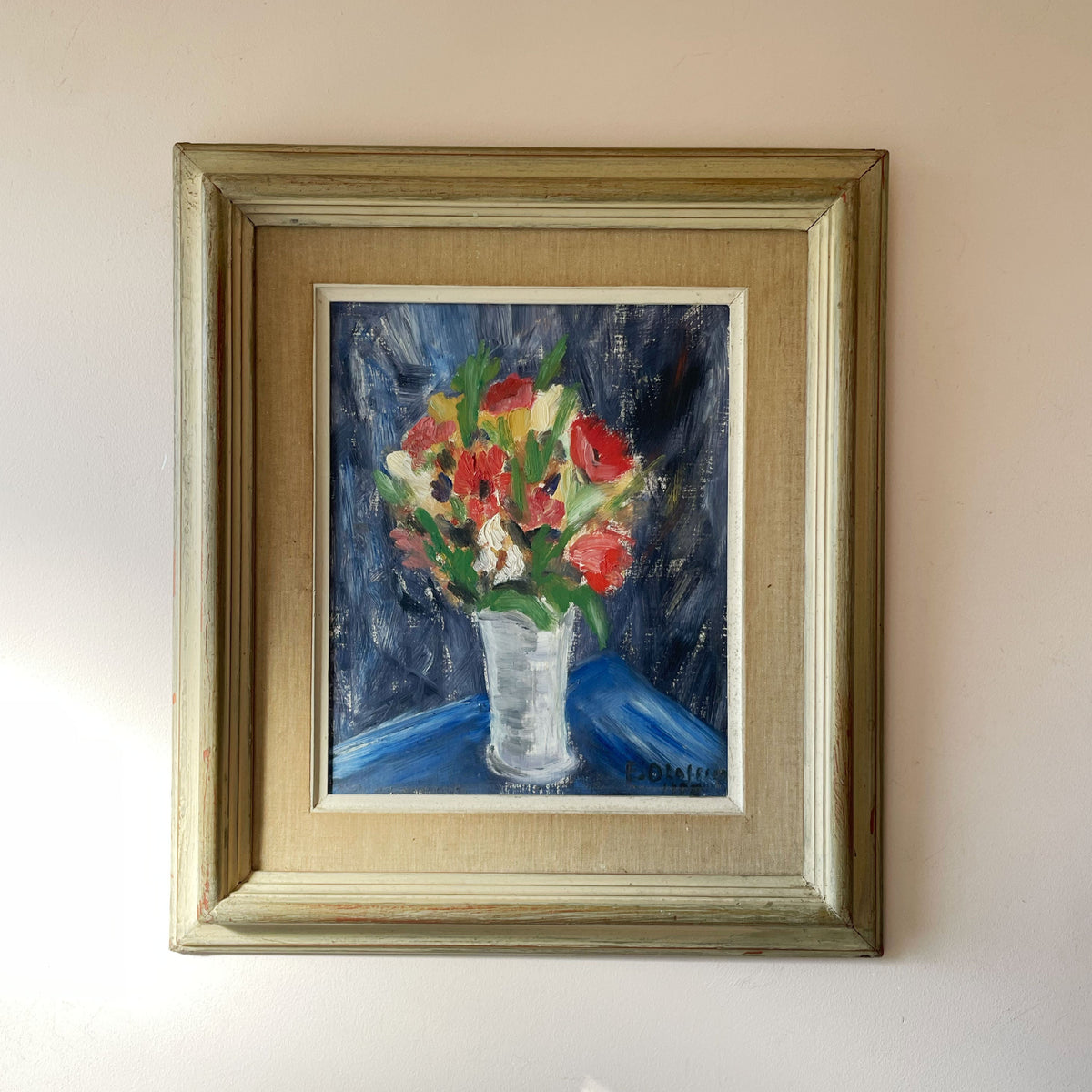 BLOOMS ON BLUE